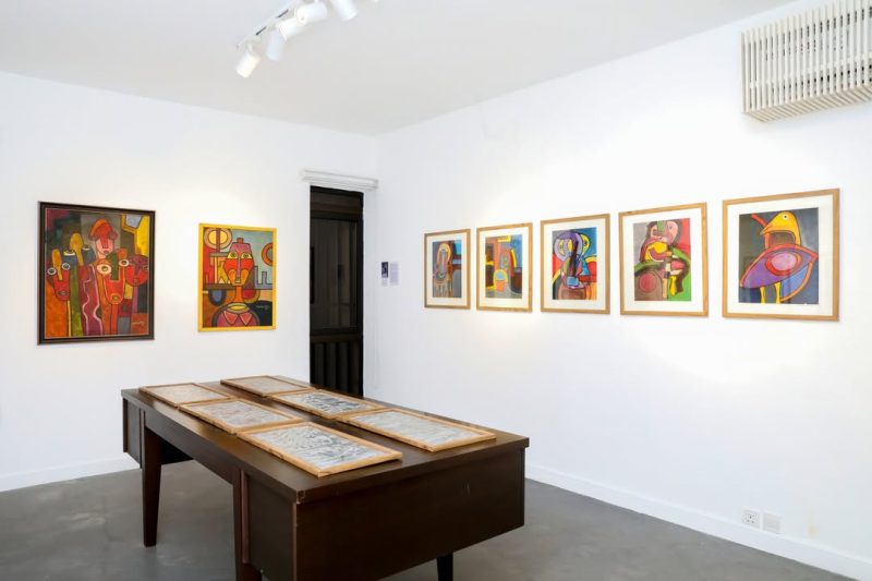 What Contemporary Voices Does kó Amplify?