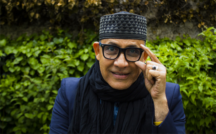 Early Life in Niger – Desert Roots and Cultural Identity
