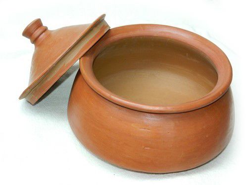 The Language of Utensils: Calabash, Clay, and Craft
