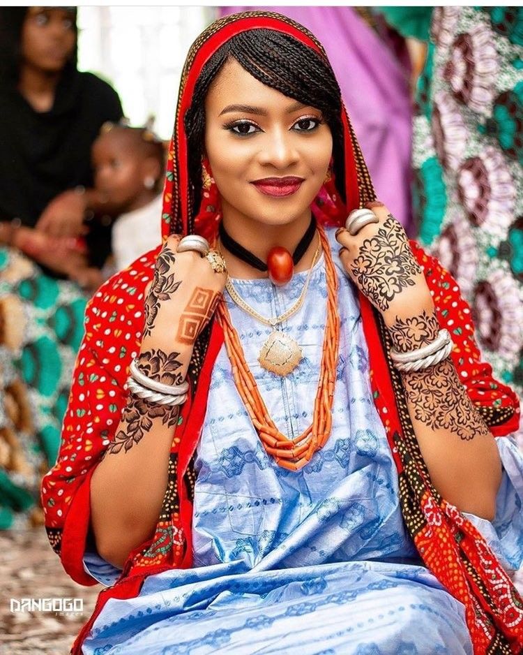 Jewellery & Accessories: Subtle Wealth, Nomadic Influence