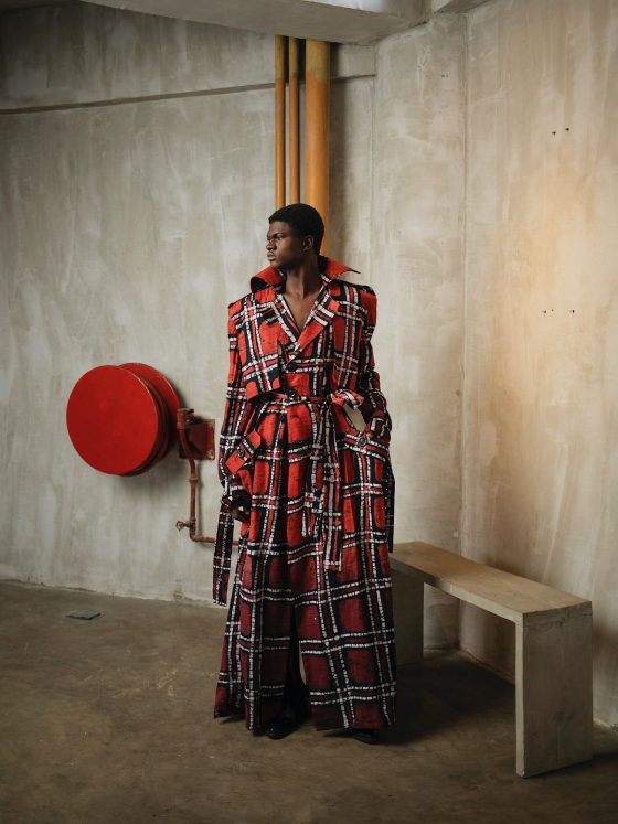 Modern Christmas Dressing: Power Without Performance