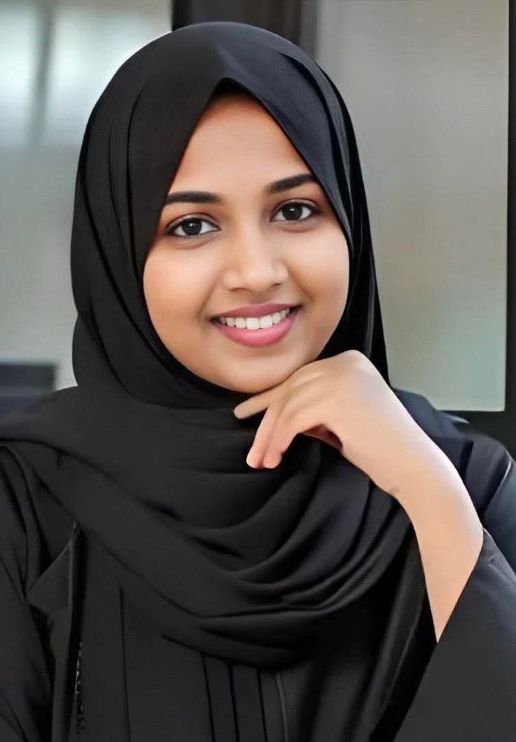 From Gulf Tradition to Global Symbol