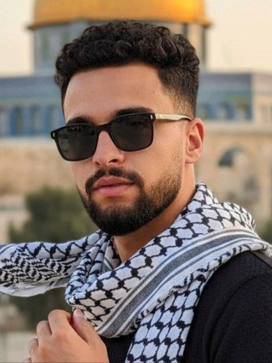 Keffiyeh Scarf: A Cultural Identity That Became Streetwear Fashion