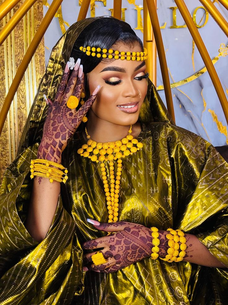 Henn: The Ink of Blessing, Protection, and Belonging