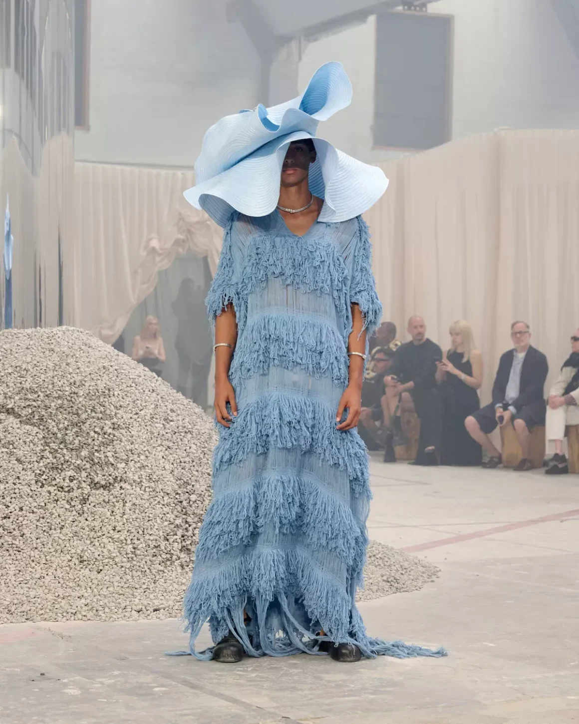 Grounding African Fashion in Global Circulation