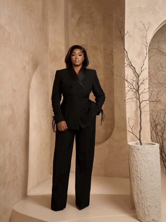 The Structured Blazer for Women: Power Dressing with Clarity and Authority