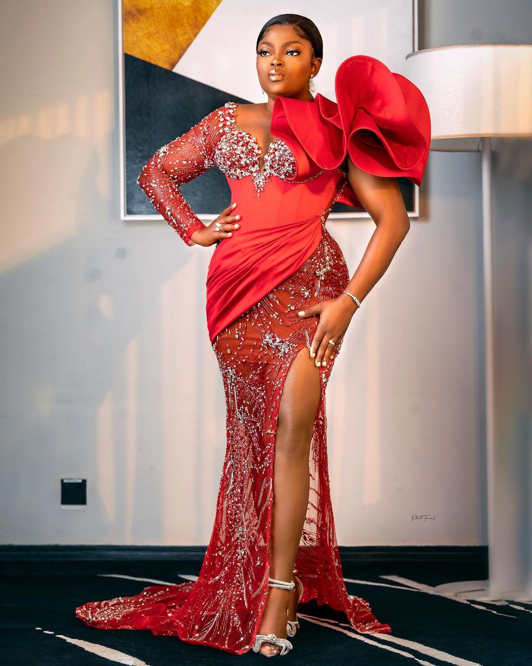 A picture of a look that has influenced the public.