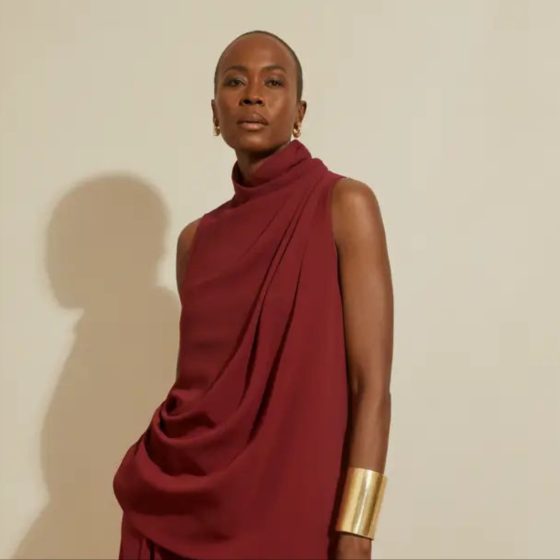 Monochrome Dressing: How to Master the Most Sophisticated Style in 2026