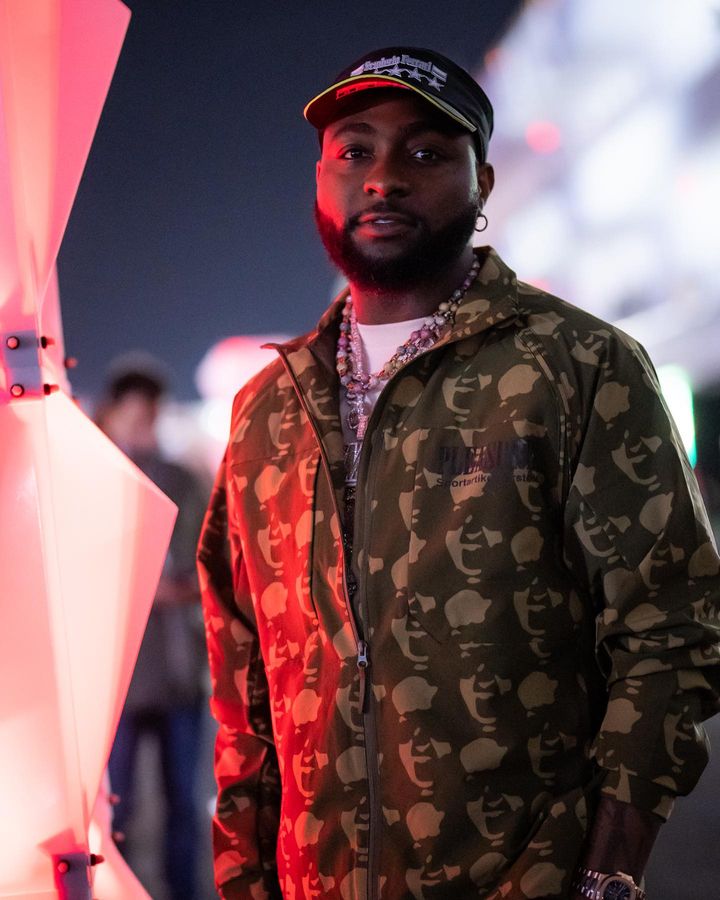 A picture showing a Nigerian celebrity who has influenced culture.