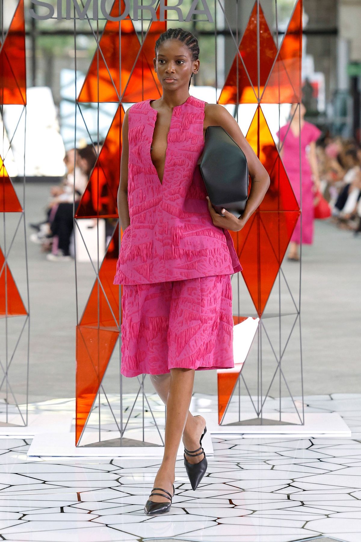 Tailoring as Knowledge, Not Service