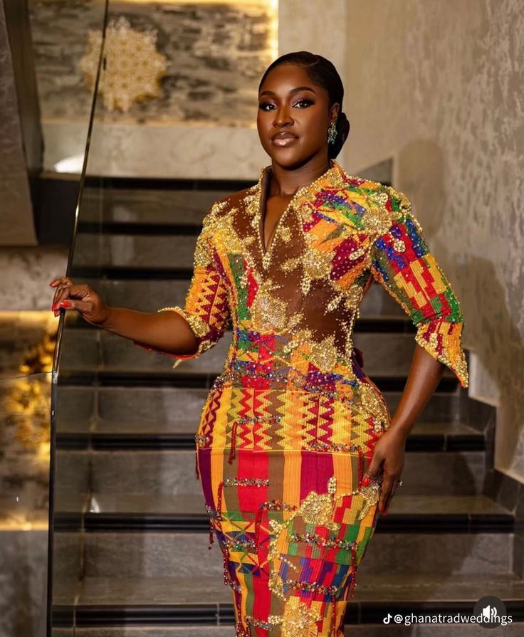 The Kente Kaba and Slit: Structure That Speaks