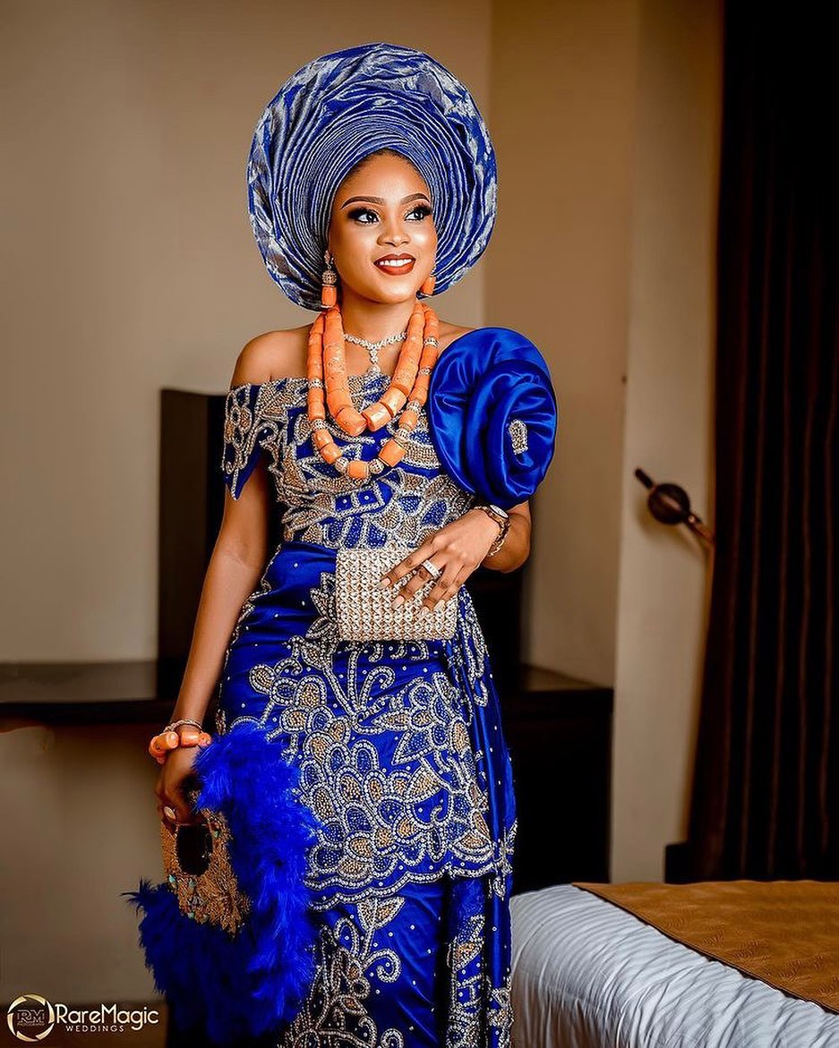 The Bridal Wrapper Configuration: Transition Made Visible