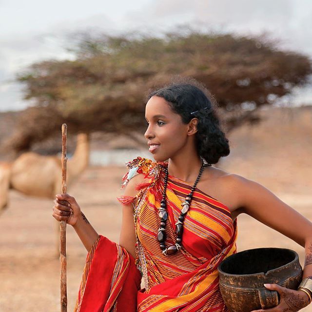 Dirac and Guntino: Trade, Elegance, and Ancestral Draping