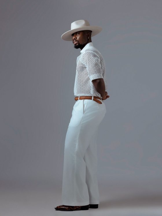 The White Shirt: A Study in Minimalist Authority