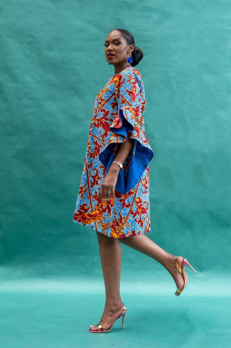 The Kita Two-Piece Set: Ceremony, Status, and the Geometry of Prestige