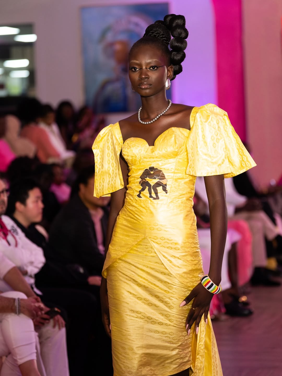 An image showing some models during Dakar Fashion Week.
