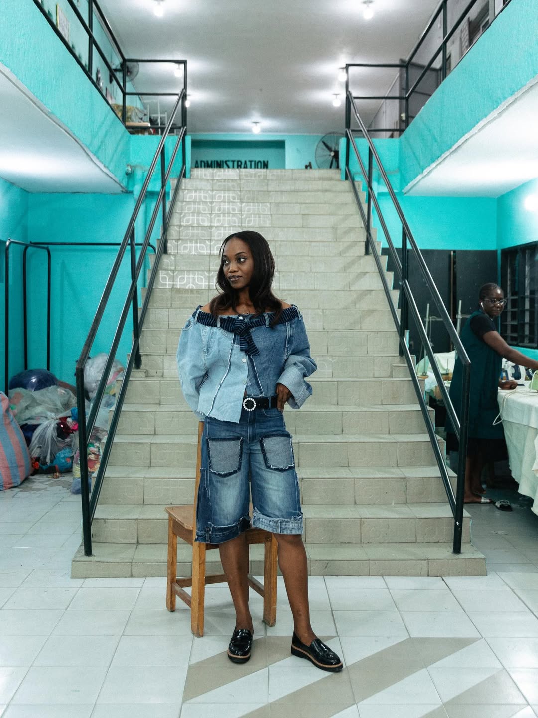 An image showing a lady wearing upcycled denim, indicating the future of fashion in Côte d’Ivoire