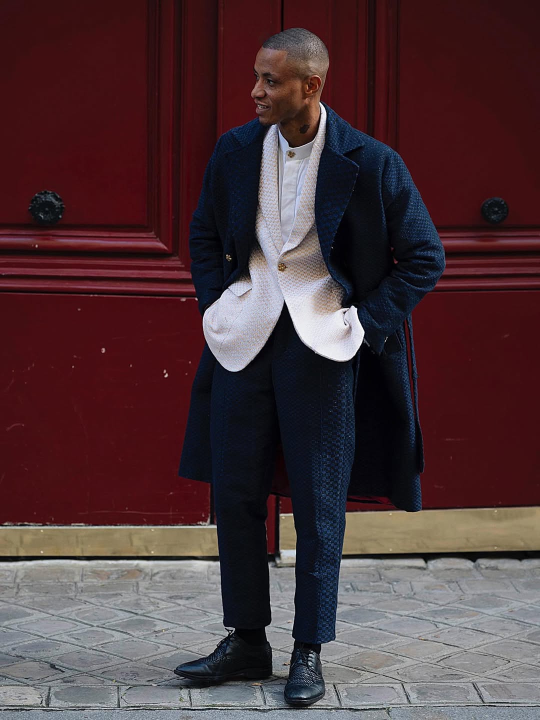 An image showing a man dressed in a piece by Kentegentlemen
