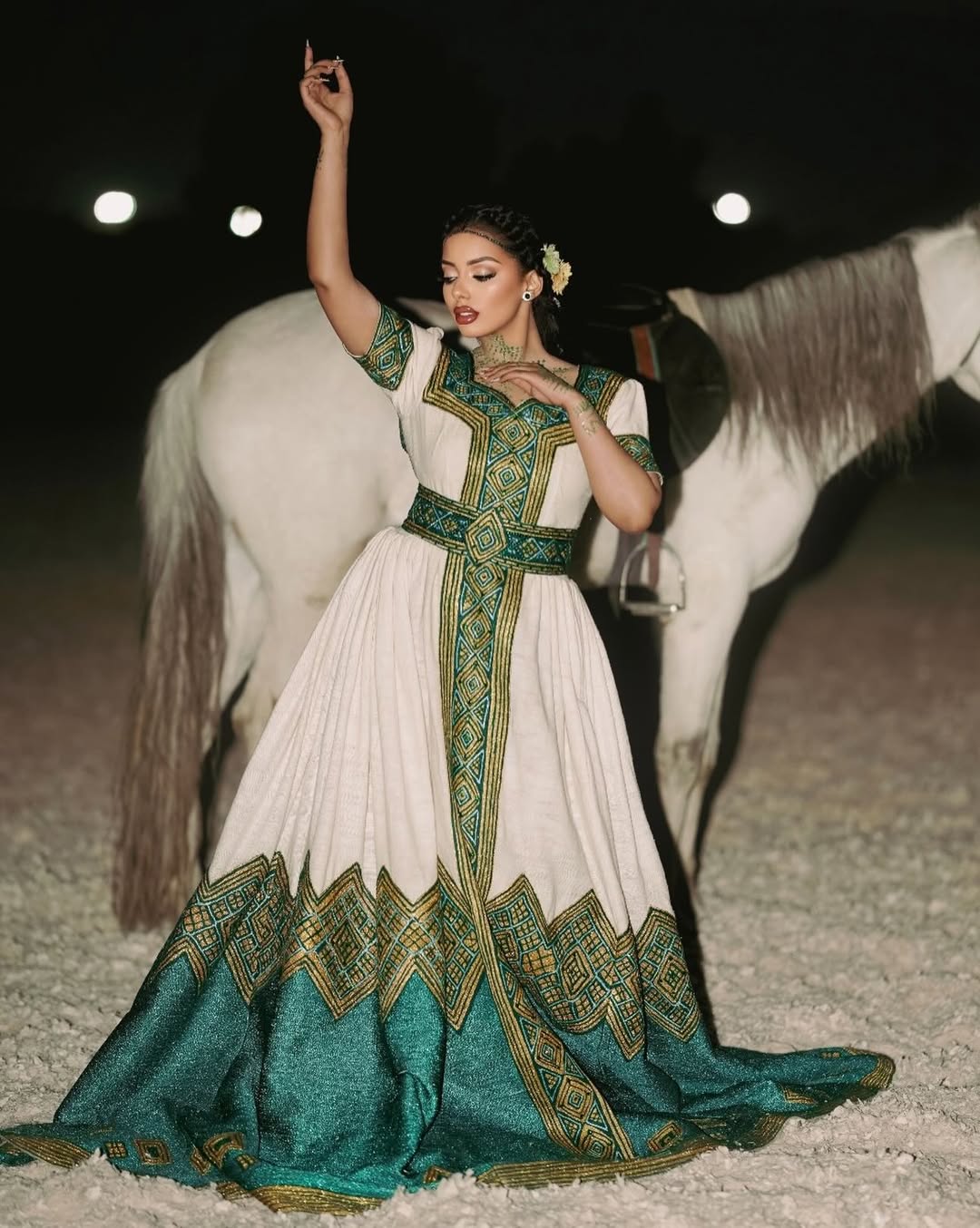  Shewa Amhara Weraj Tilet ( ወራጅ ጥለት) Dress