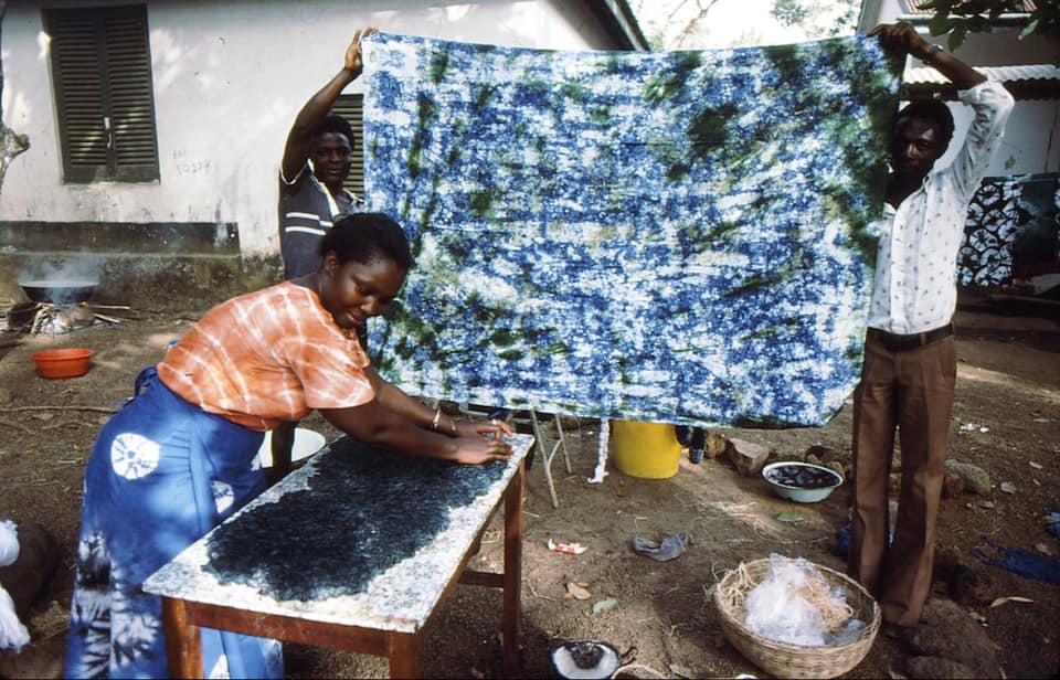 An image showing the gara tie and dye technique highlights fabrics and craftsmanship in Sierra Leonean fashion