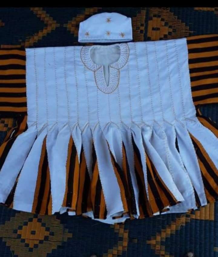 Fugu: Northern Ghana's Cloth of Labour, Authority, and Regional Identity