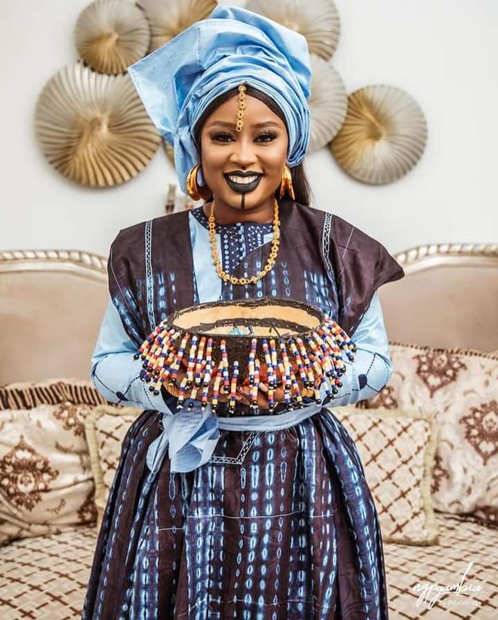 What Do Men and Women Actually Wear as Traditional Dress in Gambia?