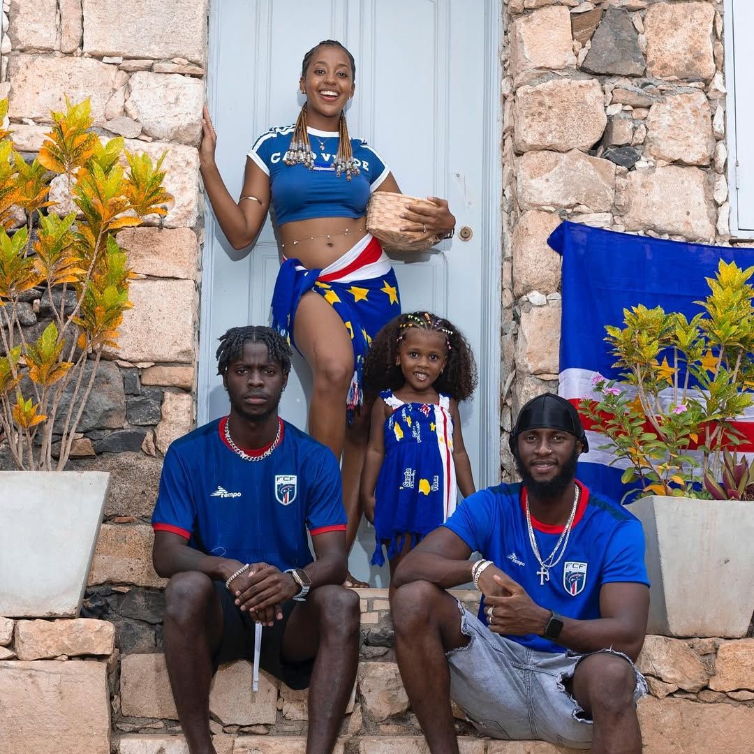 Sneakers and Island Footwear: How Branded Shoes Signal Aspiration in Praia