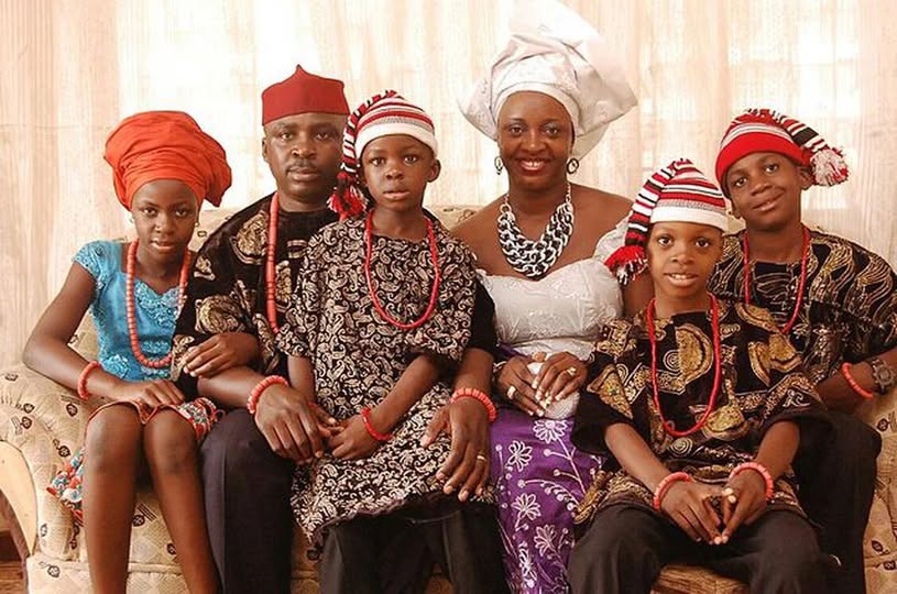 An image that shows how certain diaspora generations define African style

