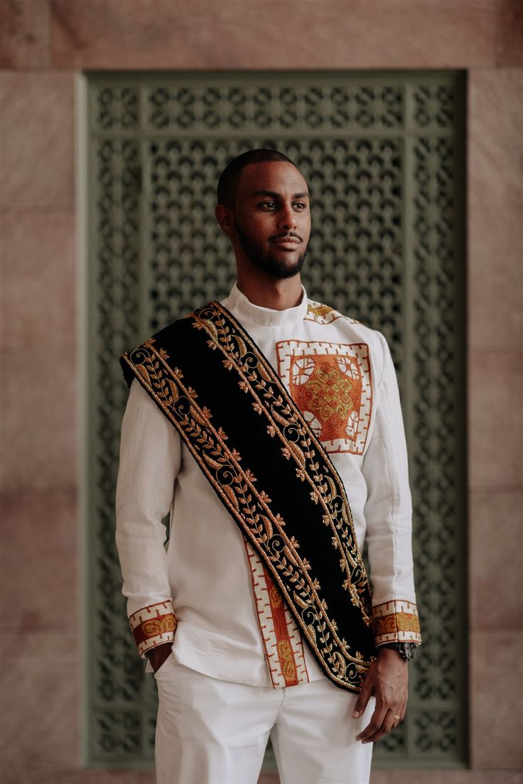 Eritrean Tigrinya Men's Dress for Ceremonial Occasions