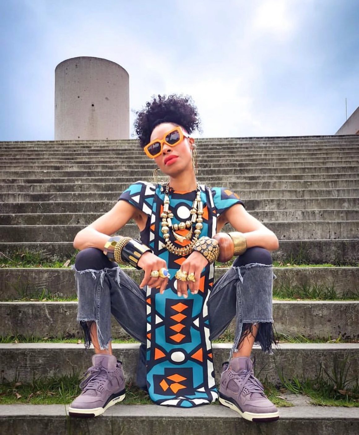 Lia Samantha: Afro-Colombian Fashion Designer, African Textiles, and the Black Atlantic Argument