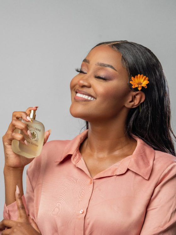 What Does “Smells Like the Caribbean” Actually Tell a Fragrance Buyer?