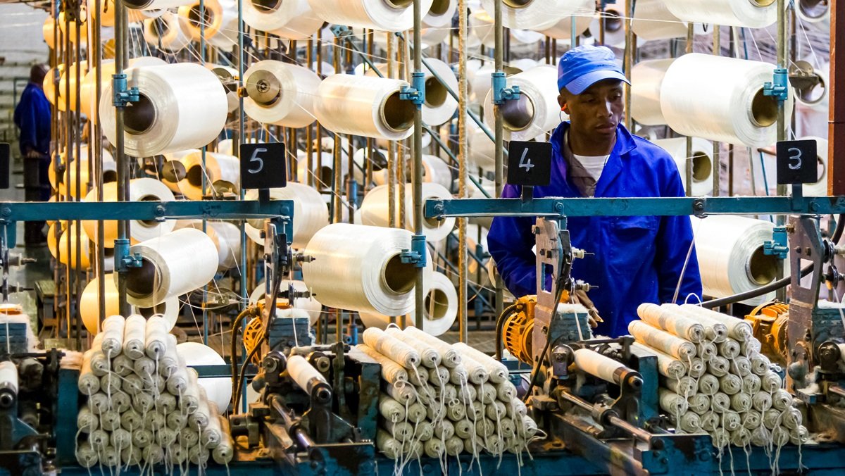 The Fabric Supply Problem