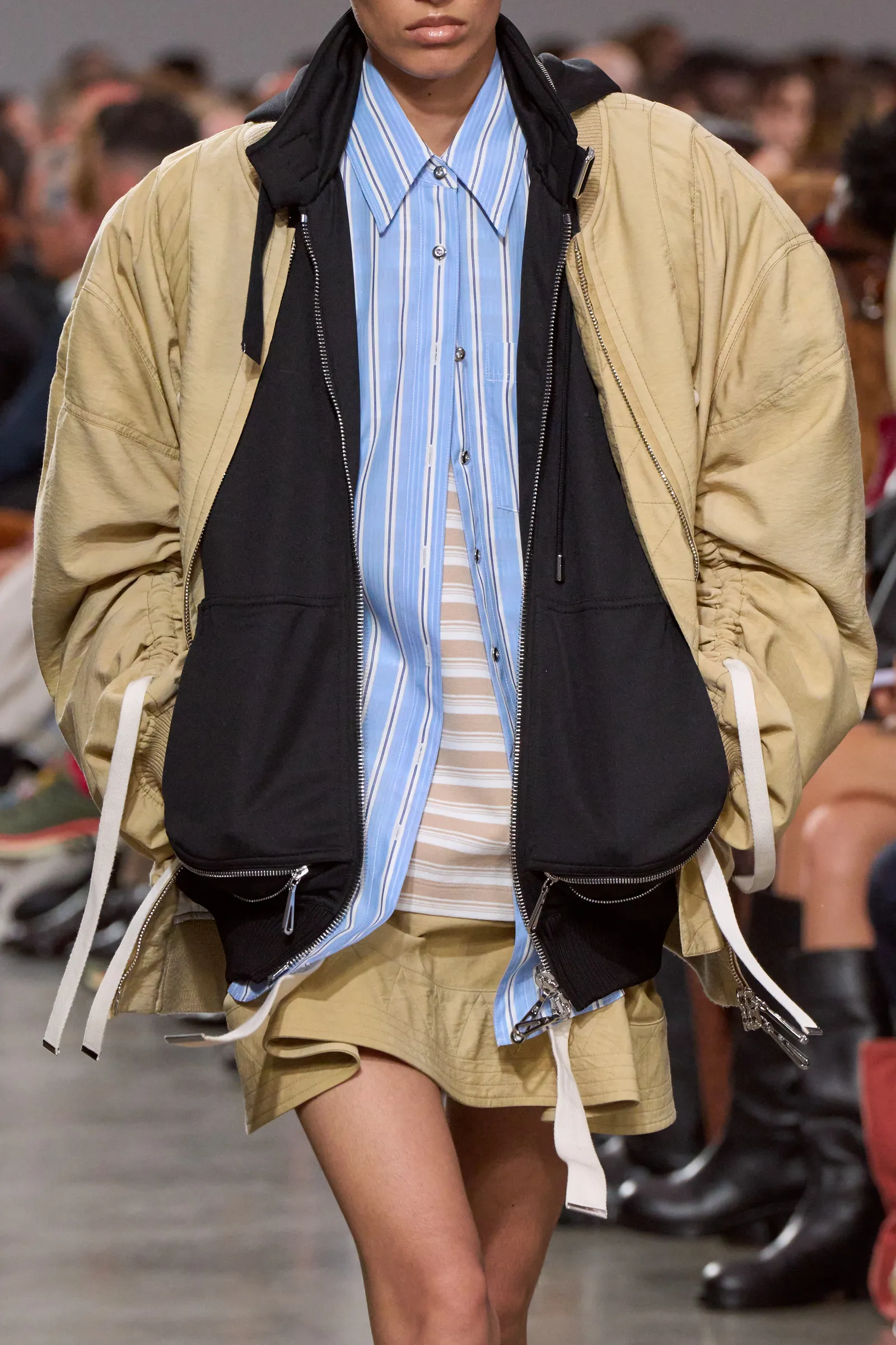 Length, Pattern and the Risk of the Extended Jacket